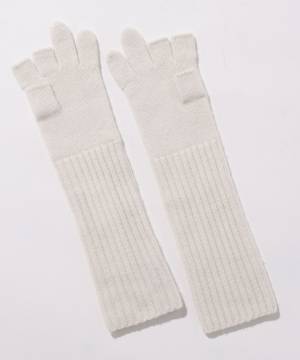 手袋よりもハマる！？ オシャレと防寒を両立！【ロンググローブ】取り入れて♡