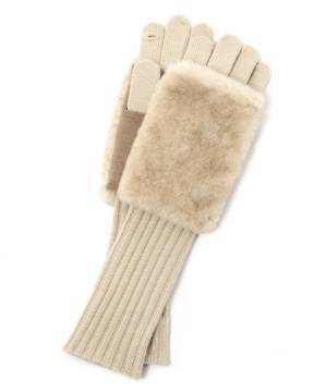 手袋よりもハマる！？ オシャレと防寒を両立！【ロンググローブ】取り入れて♡