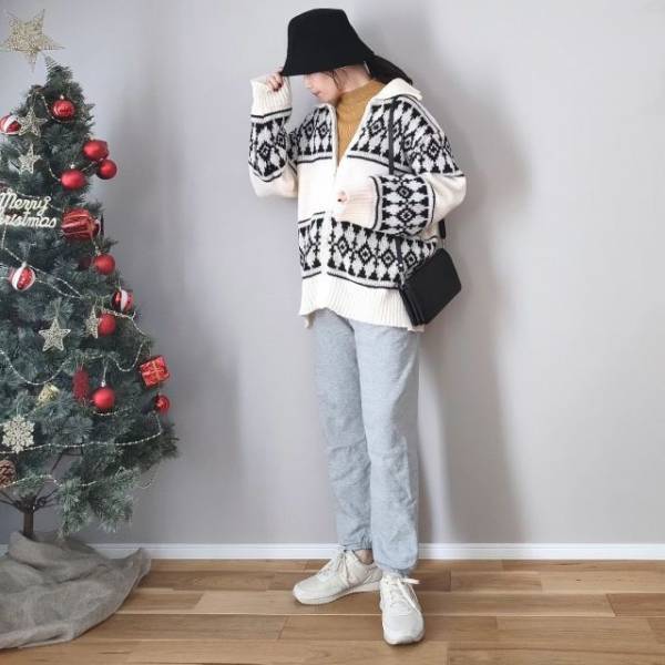 「ハーフジップ」って結局どんなアイテム！？→一点投入で一気に”今年顔”のトレンドアイテム解説！