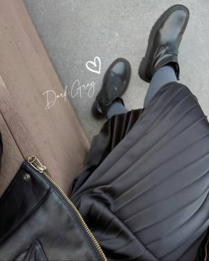 『脚がスッキリ見える』暖かくて可愛い♡【ユニクロ】のヒートテックタイツで「お洒落コーデに」