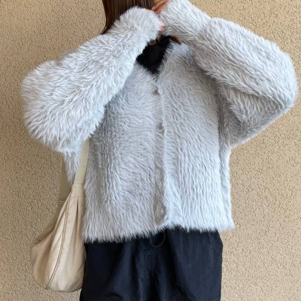 『秒であか抜ける』今年っぽさ取り入れたいならシャギーで！ふわもこ感がたまらない…♡