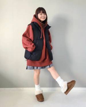 もう【GU】で充分じゃんッ！？冬コーデと合わせたい♡「高見え小物」