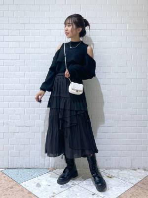 値下げってマジ？！【Heather】ため息が出るくらい可愛い♡「大人の肌見せニット」