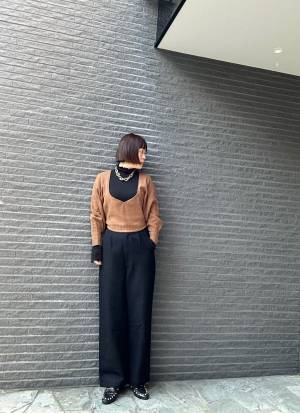 「デザインも機能性も」！！【ユニクロとマメクロゴウチコラボ】の”3Dニット”は「脚長効果抜群！」