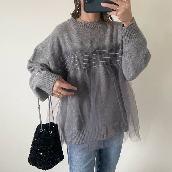 「人気過ぎて即完売！」【GRL】「一目惚れ＆即購入」した”チュールドッキングニット”で「お洒落度がアップ」！！