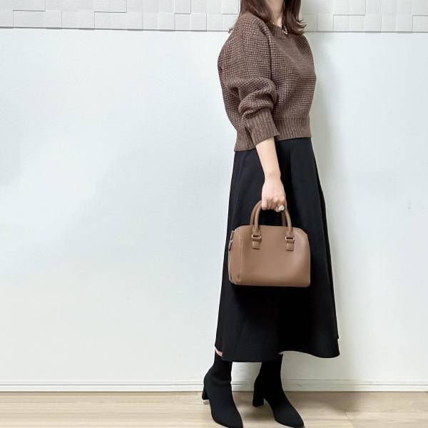 ニュアンスカラーでこなれ感♡【GU】シルエットも完璧！「メランジセーター」