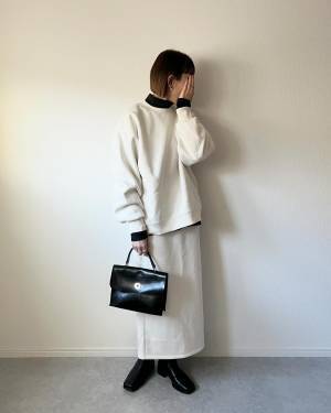 ゆるっと感がちょうどイイ♡【GU】オシャレ女子が夢中の「ナロースカート」