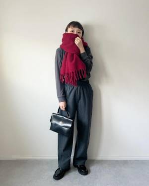 【ユニクロ】で即買い足したい！巻くだけでおしゃれ♡「シンプルマフラー」