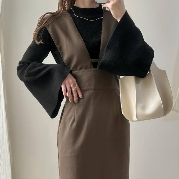 これはオシャレ！！【しまむら】一気に華やかコーデに♡「フレアスリーブニット」