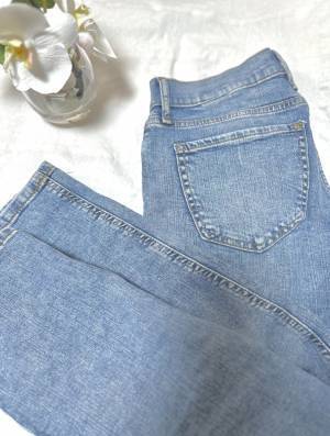 「世代問わず」使える【定番デニム】！！「キレイめ」から「カジュアル」まで！！冬コーデ3選