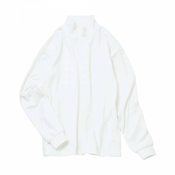 これ【ワークマン】なの！？『ALL980円』とは思えません…シンプルに着回せる”トップス”4選