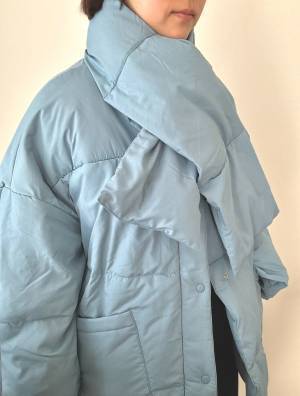 「鮮やかなカラー」に「一目惚れ♡」【アウトドアプロダクツ】「防寒性」もバッチリな”アウター”