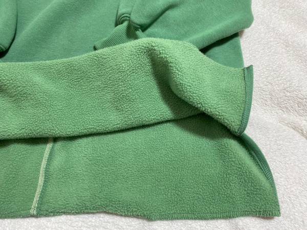 「着るだけでオシャレ」「かわいい！！」【ロゴスウェット】”グリーン”で「垢抜け」コーデにッ♡
