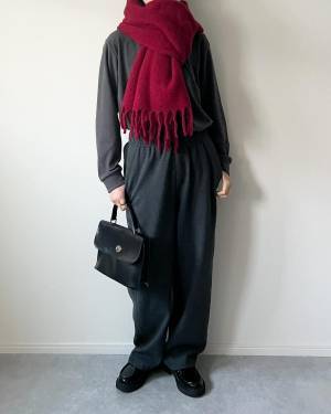 「脚が盛れる」「とにかく褒められる」レビュー大絶賛の【ユニクロ】”神ローファー”はどんなコーデにも合う！