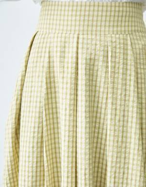 人気スタッフが着る！【SENSE OF PLACE by URBAN RESEARCH】の淡色コーデで一足先に春気分