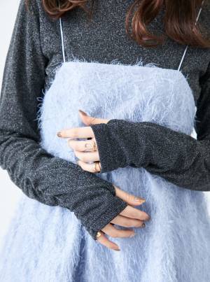 注目はラメにフリンジ！【SENSE OF PLACE by URBAN RESEARCH】の人気スタッフが着る春アイテム