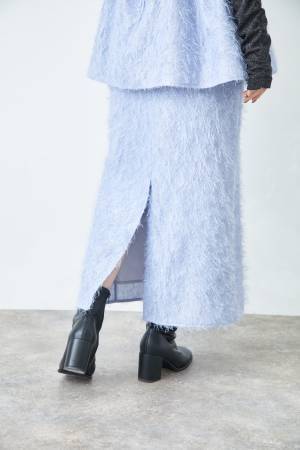 注目はラメにフリンジ！【SENSE OF PLACE by URBAN RESEARCH】の人気スタッフが着る春アイテム