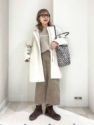 ガラッと雰囲気チェンジ♡【グローバルワーク】安定の万能カラー「ベージュスカート」