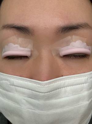 「高評価レビュー多数」なんと『2600円』！！【セルフまつ毛パーマキット】でくるんまつ毛ゲット！！