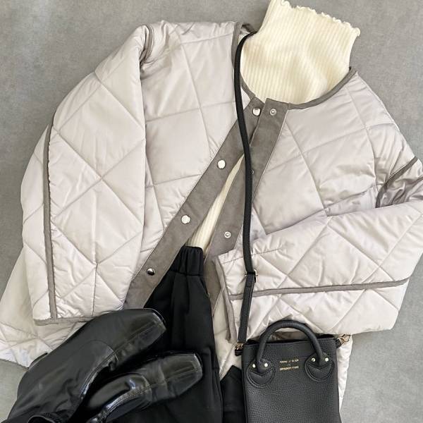 「高見えで洗練された印象に」トレンドグレーが大人見え！”キルティングジャケット”