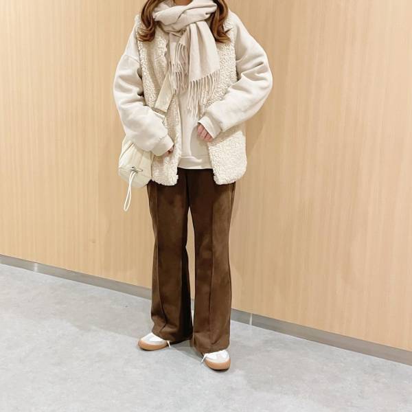 この可愛さ、スゴい♡【しまむら】冬こそ使い倒したい！「淡色アイテム」