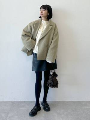 さりげなく【フェイクレザー】をアクセントにコーデを格上げ！！