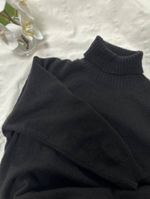 《思わずヘビロテしちゃう！？》「程よいゆとりが超楽ちん♡」【ニットワンピース】が「シンプル」で可愛い！