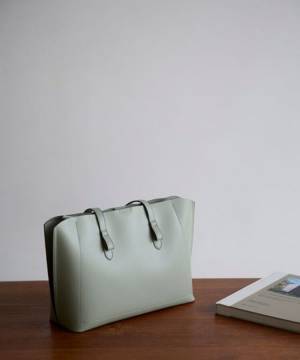 や、やっと出会えた！！（涙）【グローバルワーク】一つは持っておきたい！「きれいめバッグ」