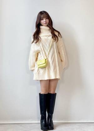 肌見せが『あざと可愛い♡』【ViS】1枚で女っぽ！「オフショルワンピ」