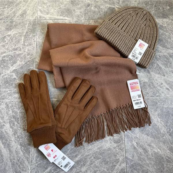 やっぱ『ブラウン』優秀♡【ユニクロ】シンプルで使い勝手◎「あったかマフラー」