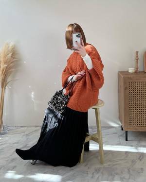 ＜大活躍中ッ！！＞「追加で何枚か買い足した」【ユニクロ】「極暖」“タートルネック”コーデ集