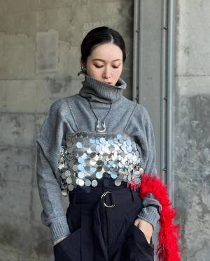 今季は“キラキラ”に注目！冬コーデに取り入れたい♡【スパンコールアイテム】