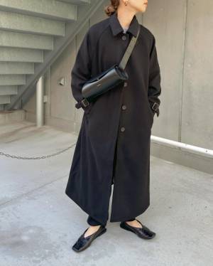 やっぱ『黒』が一番！！【黒コート】重たく見えない！「垢抜けコーデ術」とは？