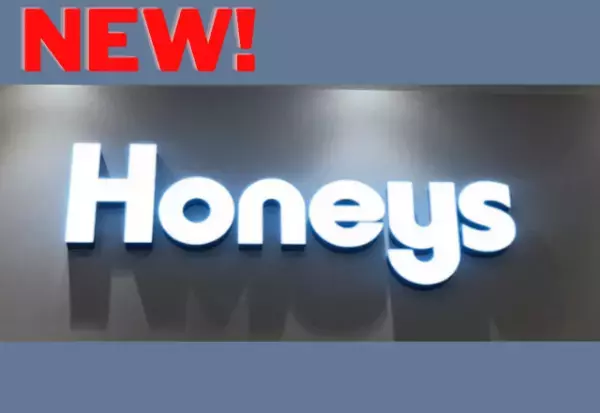 モコモコしてると可愛くない？？【ハニーズ】タイプもいろいろ“ボアアウター”4選