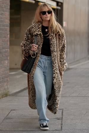 ぬくもり「ファーコート」を良バランスに着こなすには？【ストリートスナップ】