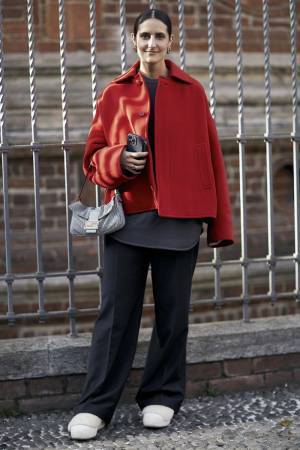 春まで活躍！ 今新調しても損しない「カラーアウター」活用術【ストリートスナップ】