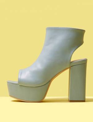 今から履けてトレンド先取り♡【オープントゥブーツ】が可愛い！