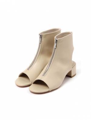 今から履けてトレンド先取り♡【オープントゥブーツ】が可愛い！