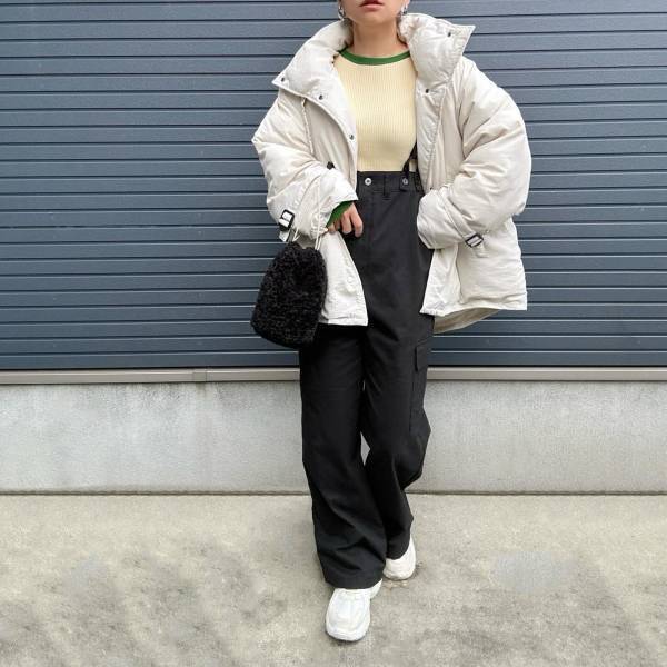 【しまむら】思わず2色買い「どちらのカラーも可愛すぎるー！！」袖がおしゃれな“配色トップス”紹介