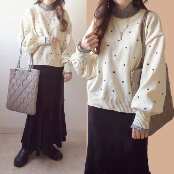 「やっぱり可愛くて」「見つけた瞬間に回収」【しまむら】安定のイロチ買い！！”ハート刺繍ニット”