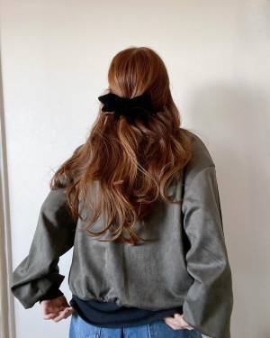 「たまらんやつ」発見ーッ！！「もぅむちゃくちゃ可愛い！！」【しまむら】”カーキアウター”は「色も絶妙」♡