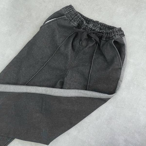 コレが【しまむら】で買えちゃうなんて！？「今年らしさ満載」の”一癖デニム”紹介