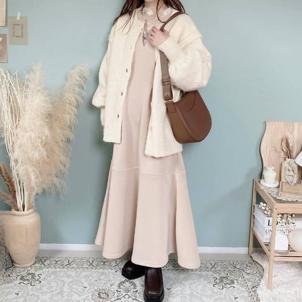 やっぱり美シルエット♡アウター下に可愛さギュッと！【マーメイドワンピ】