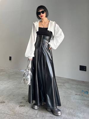 圧倒的スタイルアップ！！ コーデに取り入れたい【コルセットアイテム】