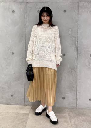 え、大優勝じゃん♡♡【ViS】あざと可愛いってこれか！「お花ぽんぽんニット」