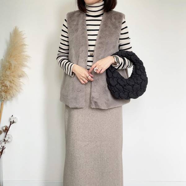 《細見え×着回し》コレ、可愛いのよね♡ユニクロの“ボーダータートル”はチェックして～！