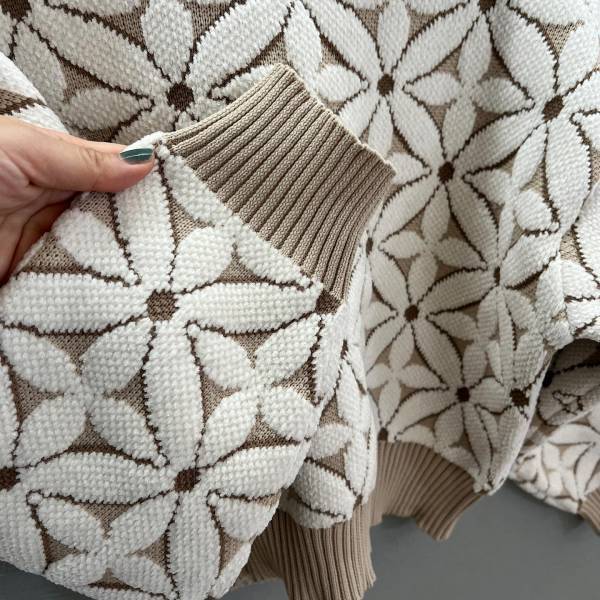 【しまむら】SNSを騒がせたアイテム！！取り寄せでゲットできる“花柄アイテム”が高見えできて最高♡