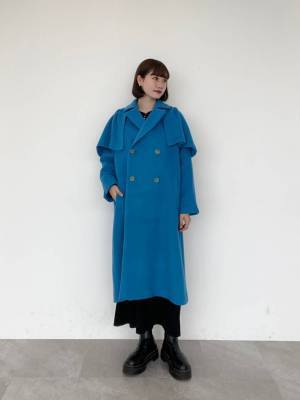 〈ゆったりシルエットが可愛い♡〉羽織るだけでおしゃ見えする【ケープコート】