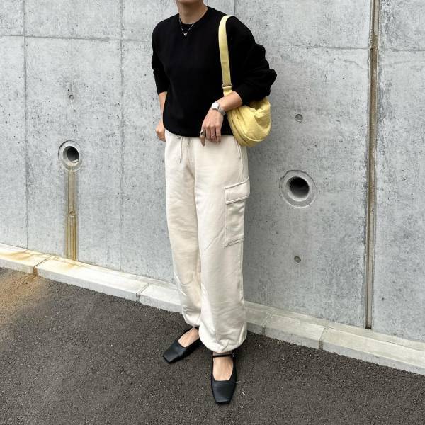 ユニ女、続々購入！！【ユニクロ】見た目以上の収納力◎「バズりバッグ」