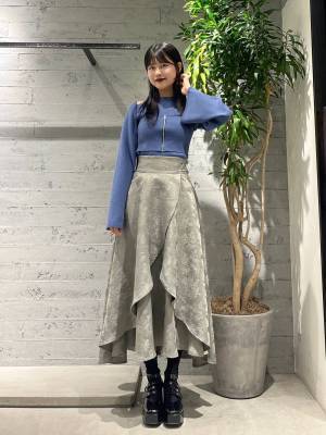 お呼ばれにもOK♡ コーデが一気に華やかになる！【デザインスカート】